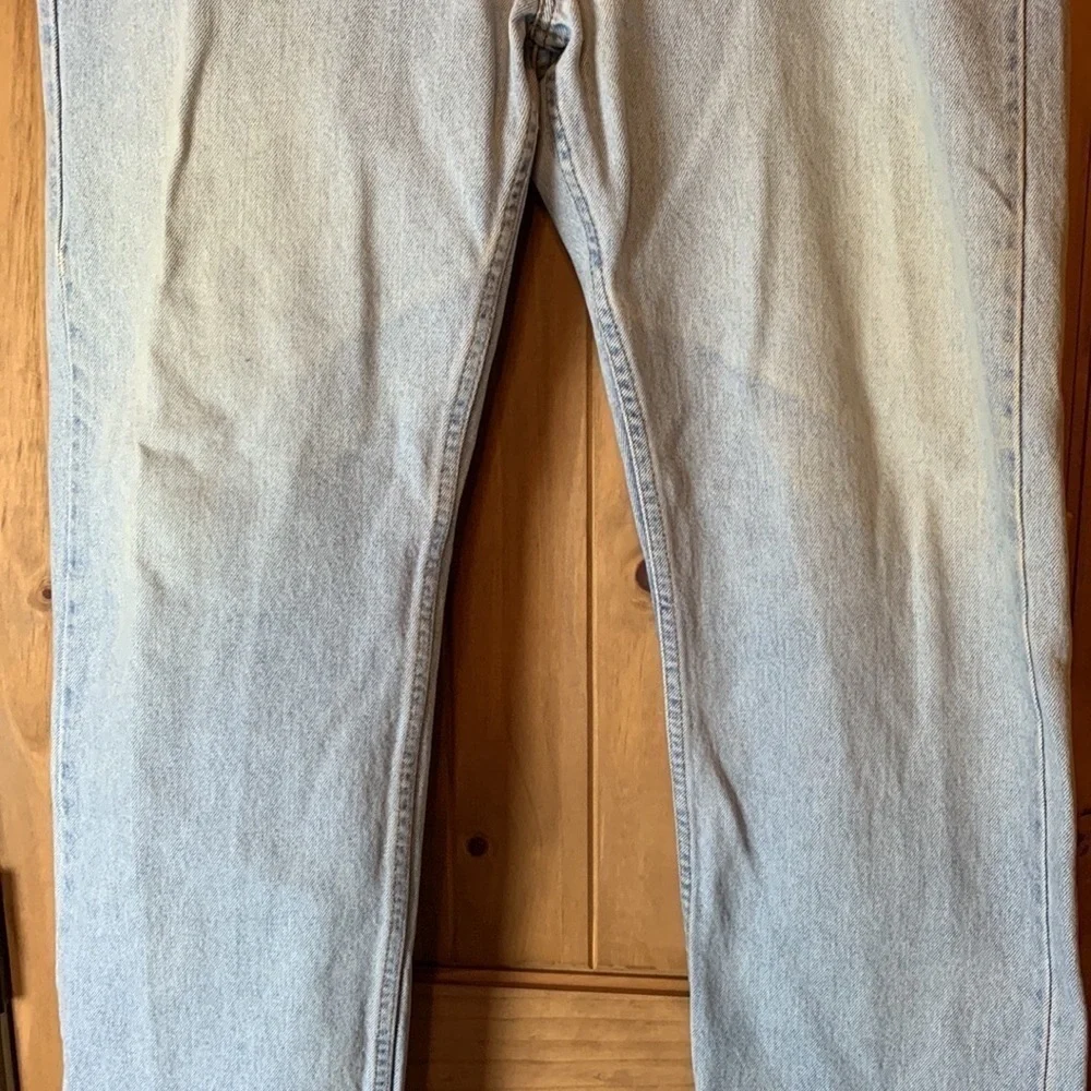 Vintage Levi’s 505 Regular fit straight leg denim jeans 40 x 30